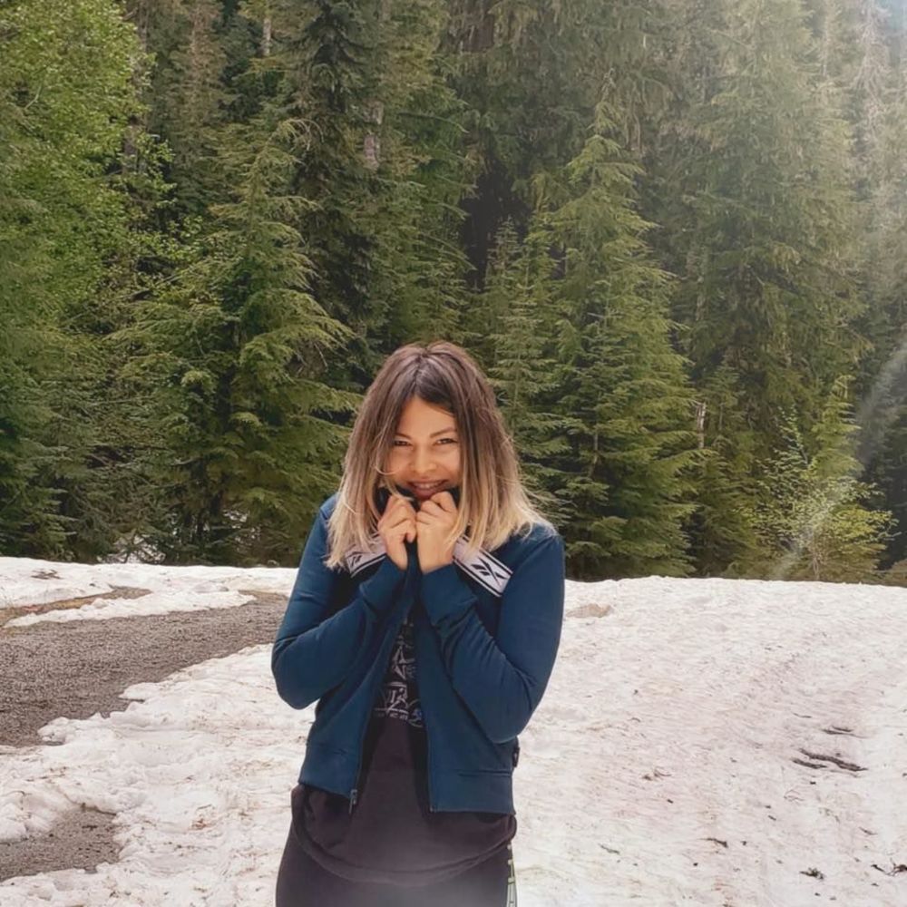 Meet your Posher, Gulfiya